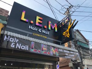 bang hieu salon toc dep 2