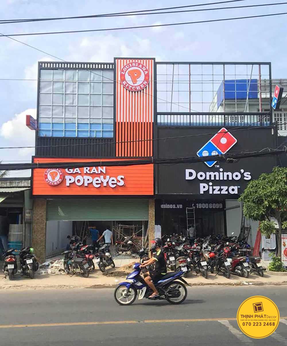 Bảng hiệu Popeyes