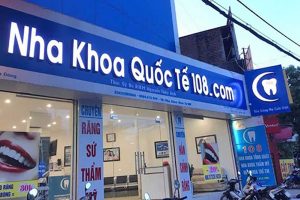 mau bang hieu nha khoa dep 6