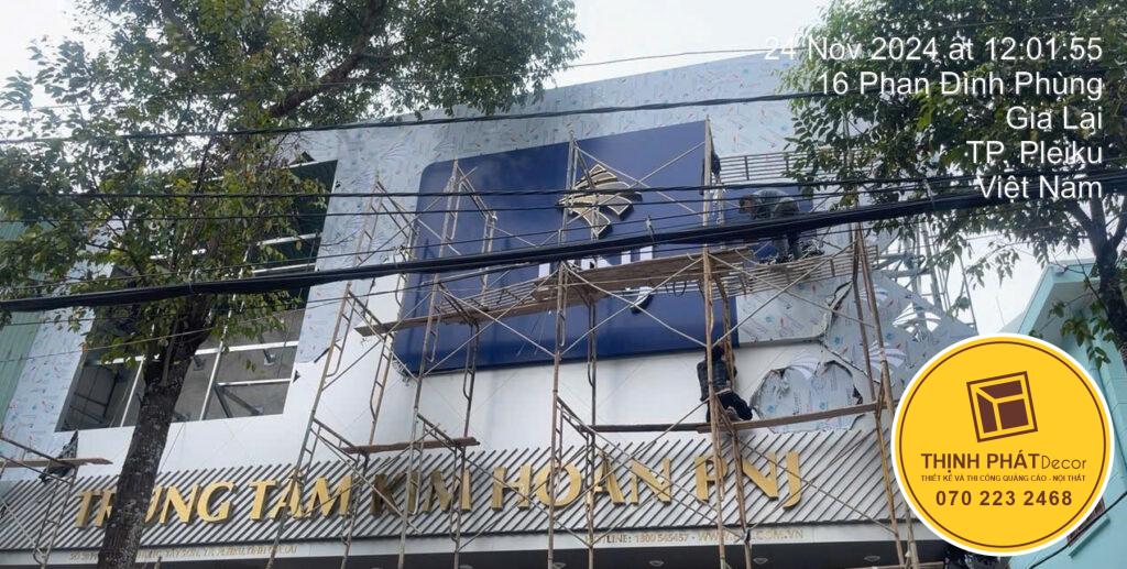 Thi công cửa hàng PNJ Tây Nguyên