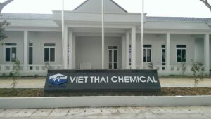 bang hieu nha xuong bang quang cao nha may gia cong chu inox lap dat cong khu cong nghiep (26)