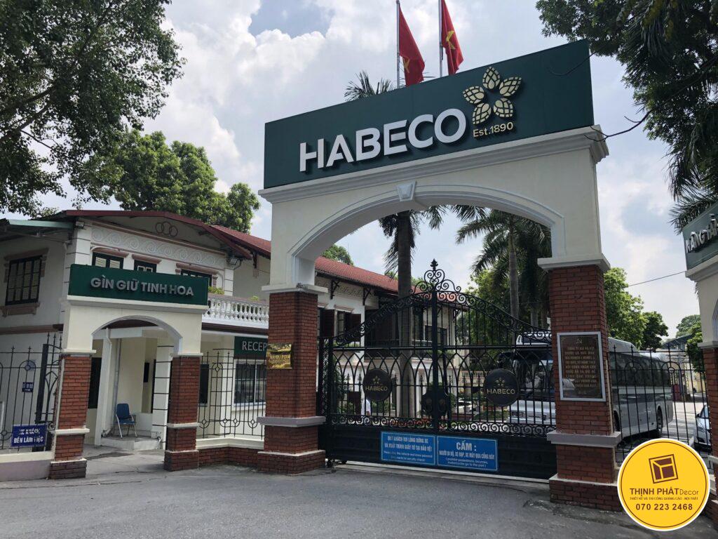 bang hieu nha xuong bang quang cao nha may gia cong chu inox lap dat cong khu cong nghiep (3)