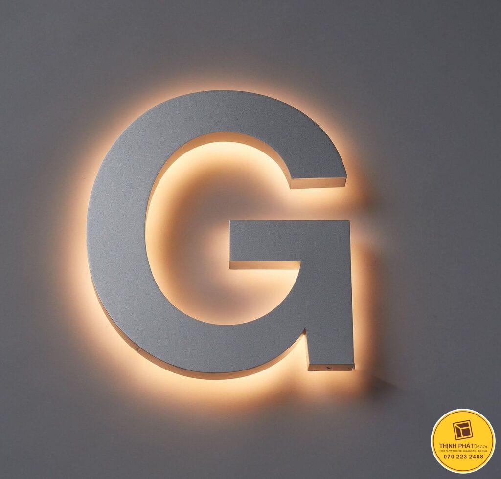 gia cong chu noi inox theo yeu cau