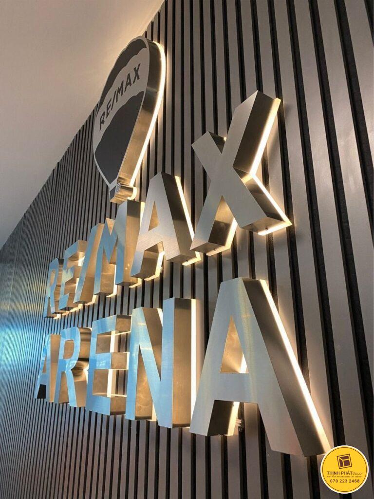 thi cong lap dat logo inox