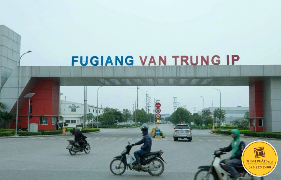 Lap dat chu noi inox tai khu cong nghiep (2)