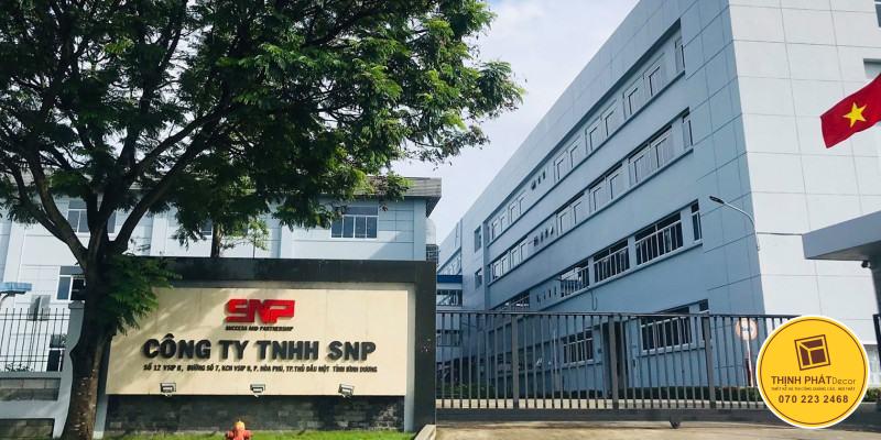 Lap dat chu noi inox tai khu cong nghiep