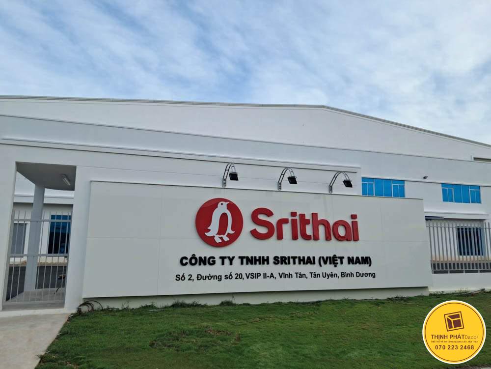 Lap dat chu noi inox tai khu cong nghiep