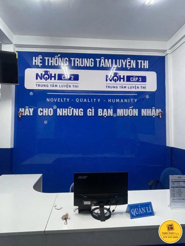 bien alu chu noi trong nha